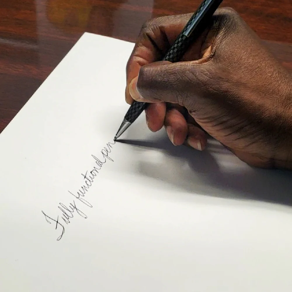 Executive Carbon Fiber Pen Knife - Image 3